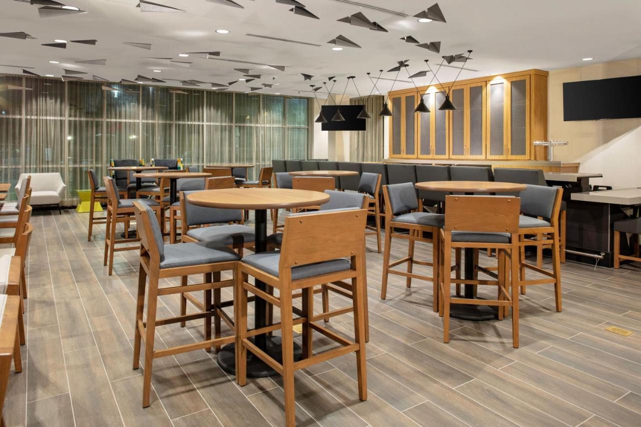 Towneplace Suites By Marriott Orlando Airport Eksteriør bilde