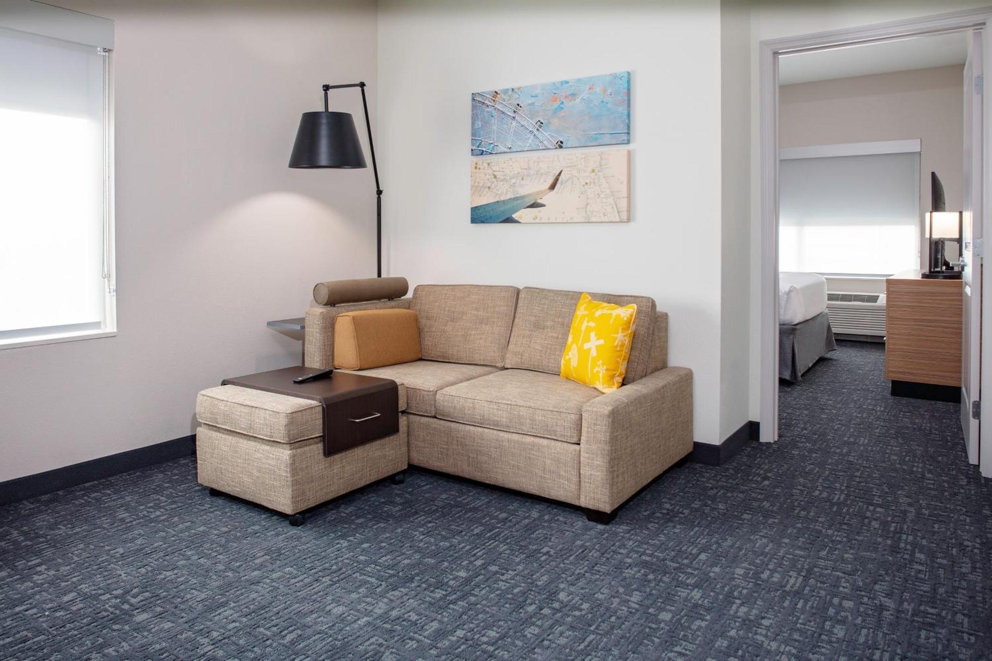 Towneplace Suites By Marriott Orlando Airport Eksteriør bilde